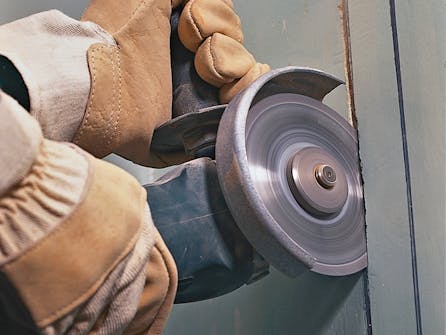 Vinkelsliber fræser rille til kabelskjuler Skjule ledninger i væg i fræset rille